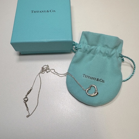 Tiffany’s Elsa Peretti open heart pendant - Picture 1 of 2